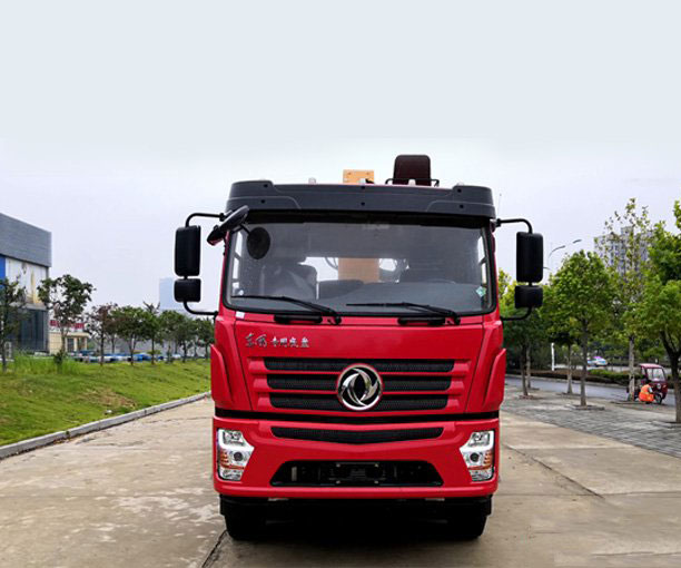 程力12噸東風專用隨車吊圖片展示2 程力12噸東風專用隨車吊圖片展示2