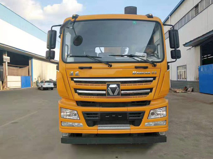 徐工吊機12噸徐工漢風G5一體化前四后四隨車吊圖片展示3 徐工吊機12噸徐工漢風G5一體化前四后四隨車吊圖片展示3