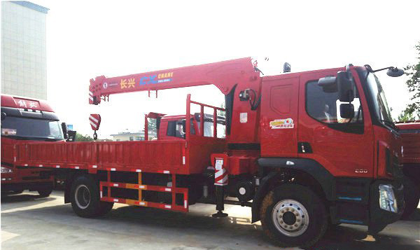 長興8噸柳汽東風隨車吊