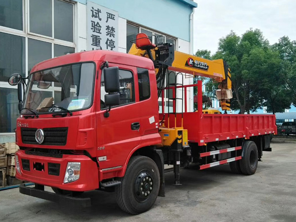 程力吊機8噸東風隨車吊圖片展示2 程力吊機8噸東風隨車吊圖片展示2