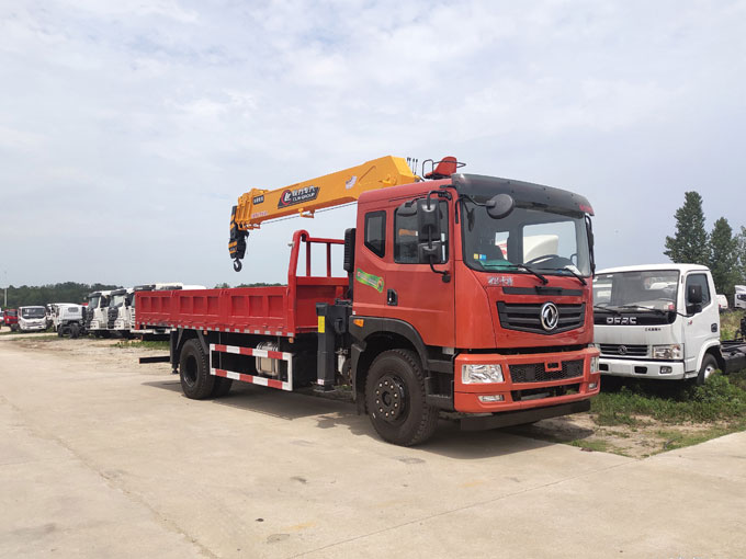 程力吊機8噸東風特商T702隨車吊