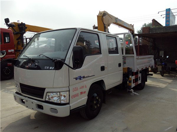 徐工2噸雙排江鈴隨車吊（江鈴2噸隨車起重運(yùn)輸車）