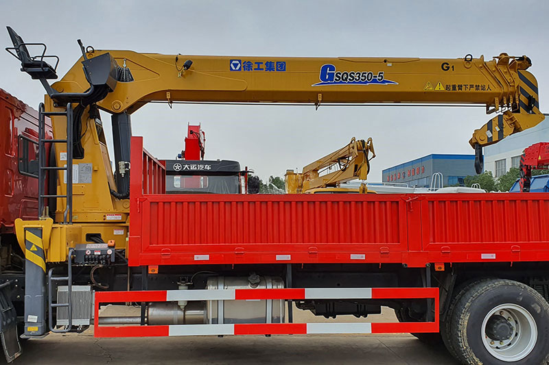 徐工隨車吊14噸大臂有多長？