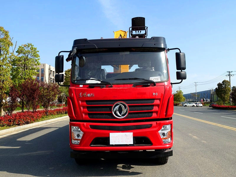 東風(fēng)暢行后八輪徐工12噸隨車吊多少錢一輛?