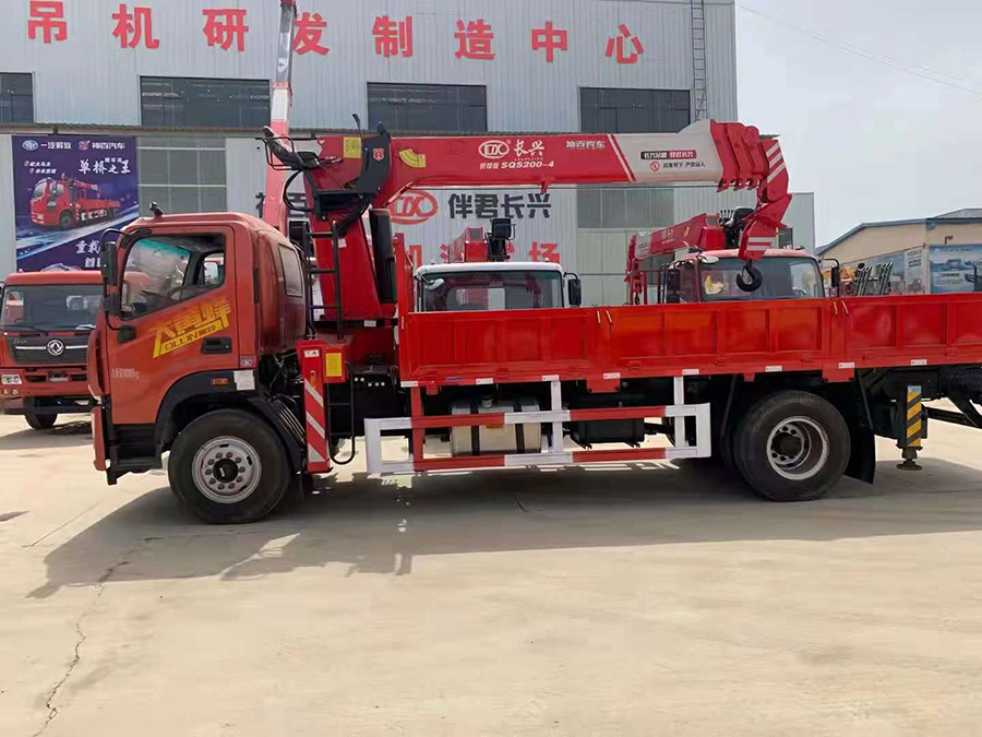 福田奧鈴國六長興8噸隨車吊