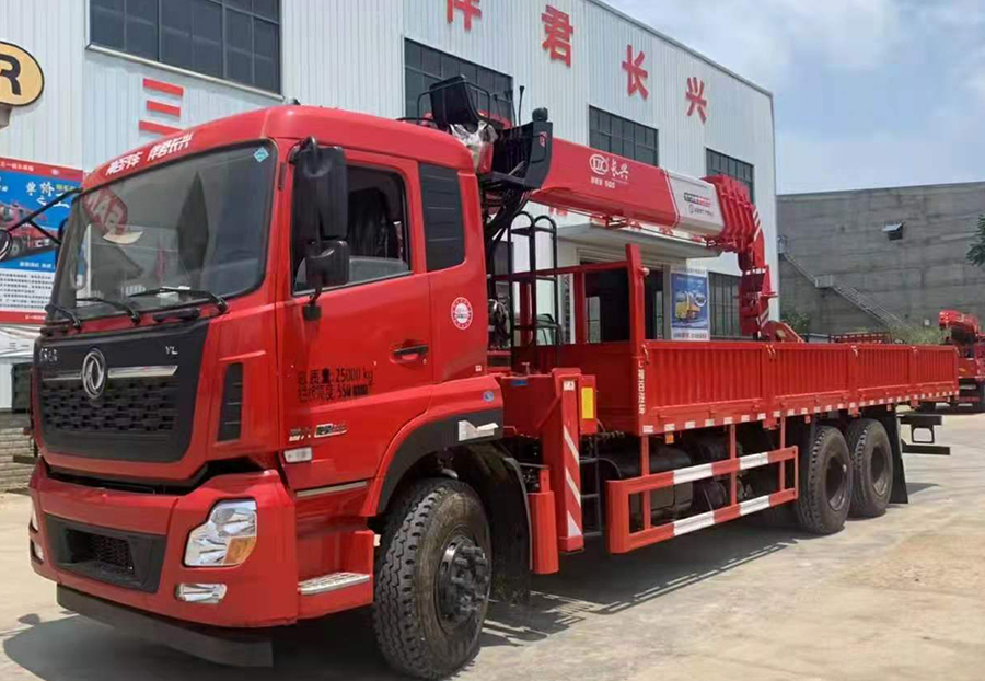 東風天龍長興12噸隨車吊