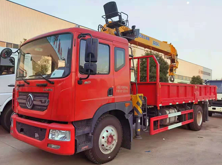 東風多利卡徐工8噸隨車吊多少錢