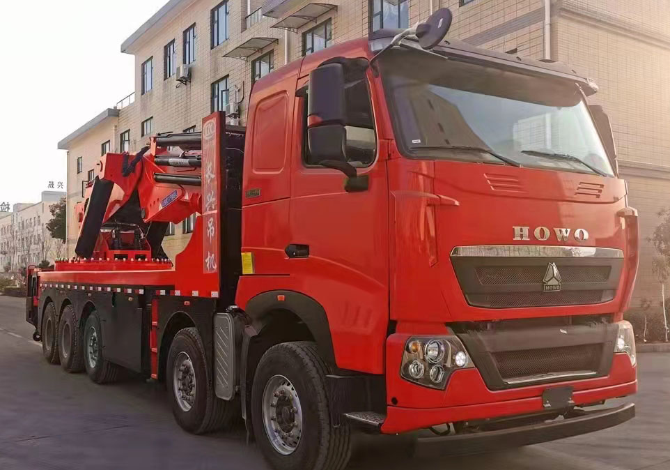 重汽豪沃165噸隨車吊霸氣問世