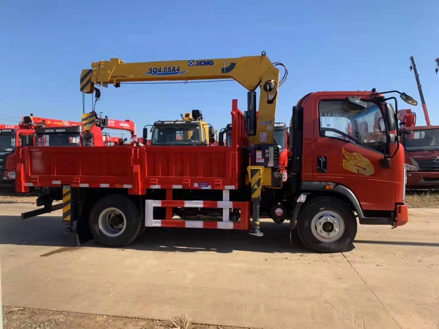 重汽王牌徐工5噸隨車吊圖片展示7 重汽王牌徐工5噸隨車吊圖片展示7