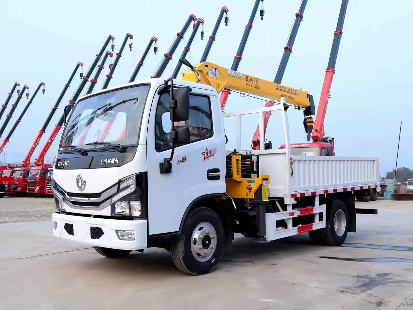 藍(lán)牌隨車(chē)吊絕命時(shí)刻 喋血力推